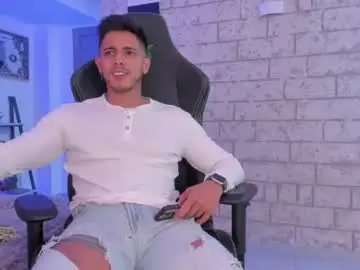 Chaturbate Free Live Porn of ashton_coleman_