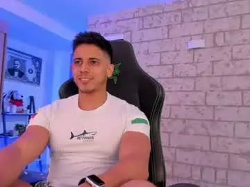 Chaturbate Free Porn Cam of ashton_coleman_