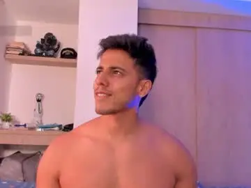 Chaturbate Live Sex Cam of ashton_coleman_