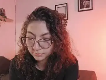 Chaturbate Best live sex cam show of mia_belmont