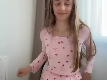 Chaturbate Best live sex cam show of shy_schoolgirl_