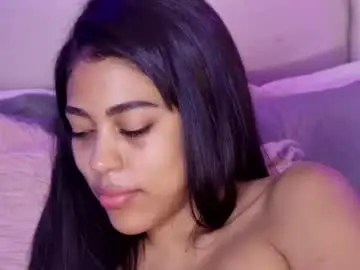 Chaturbate Live Porn of mami_natacha19x
