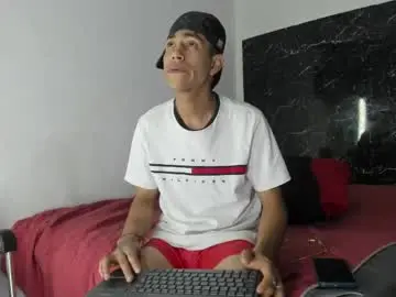 Chaturbate Private Sex Chat of alejitoo_23