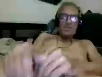 Chaturbate Free Porn Cam of royboy2561