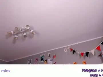 Chaturbate Free Live Porn of vivian_qwerty