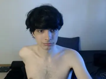 Chaturbate Live Sex Cam of cris_peace