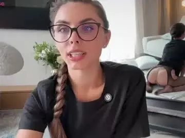Chaturbate Free Porn Cam of girl_next_door19