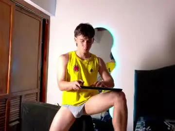 Chaturbate Private Sex Chat of harry_brown2324