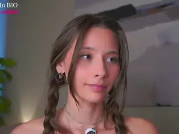 Chaturbate Sex Cam of falinecrosthwaite