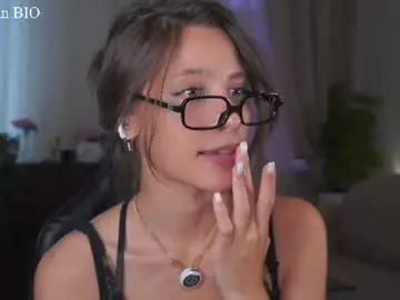 Chaturbate Live Sex of falinecrosthwaite