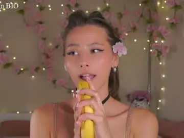 Chaturbate Free Live Porn of falinecrosthwaite