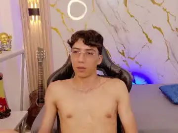 Chaturbate Live Sex Cam of nikolay_gregori