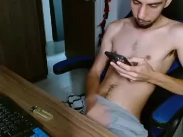 Chaturbate Sex Chat of alejo_hot23