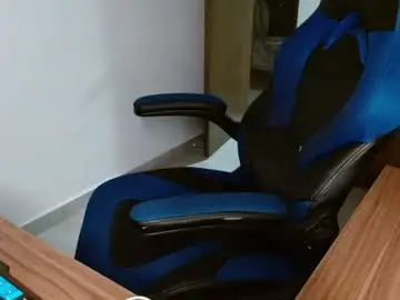 Chaturbate Sex Cam of alejo_hot23
