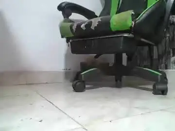 Chaturbate Sex Cam of srfindomfeet_
