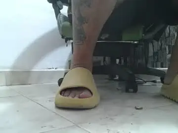 Chaturbate Adult Webcams of srfindomfeet_