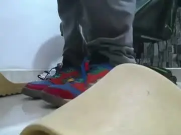 Chaturbate Private Sex Chat of srfindomfeet_