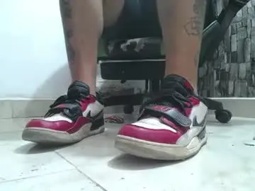 Chaturbate Private Sex Chat of srfindomfeet_