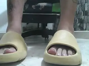 Chaturbate Private Sex Chat of srfindomfeet_