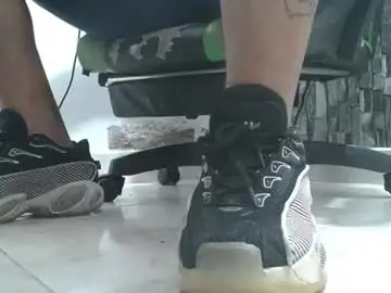 Chaturbate Nude Webcam of srfindomfeet_