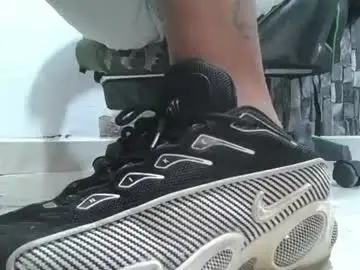Chaturbate Private Sex Chat of srfindomfeet_