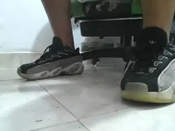Chaturbate Sex Chat of srfindomfeet_