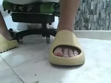 Chaturbate Best Webcam of srfindomfeet_