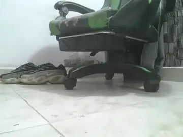 Chaturbate Watch Live Sex Cams of srfindomfeet_