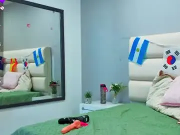 Chaturbate Watch Live Sex Cams of isabellaa_reyess
