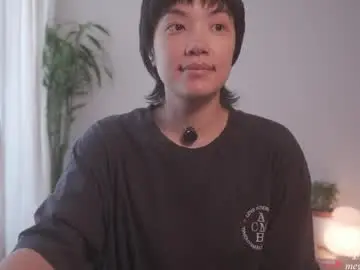 Chaturbate Live Sex Cam of meganmei666