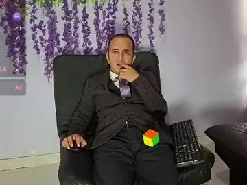Chaturbate Live Sex Cam of yazflor