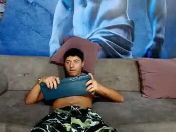 Chaturbate Best live sex cam show of justin_ortiz
