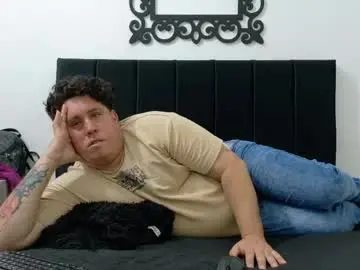 Chaturbate Sex Cam of pinkqueen23