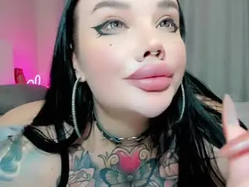 Chaturbate Live Sex Cam of aira_vi