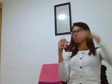 Chaturbate Watch Live Sex Cams of emily_loperaa