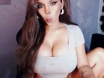 Chaturbate Live Sex of hotsexyhugetrans