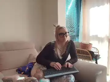Chaturbate Live Porn of tattoobbgirl