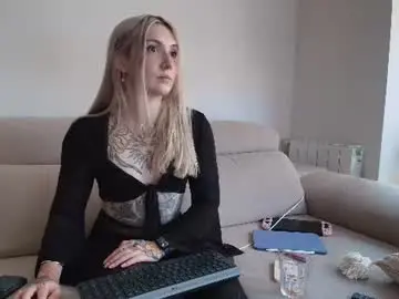 Chaturbate Best live sex cam show of tattoobbgirl