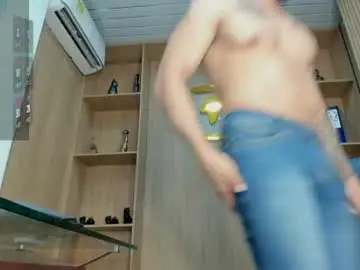Chaturbate Best live sex cam show of george_diesell_