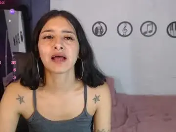 Chaturbate Free Porn Cam of skinny_yizz