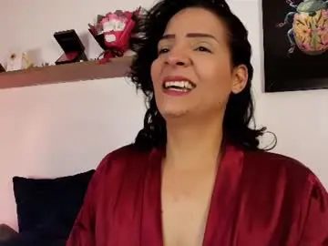 Chaturbate Free Live Porn of elliee1