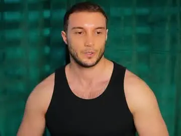 Chaturbate Live Sex Cam of tom_fordd