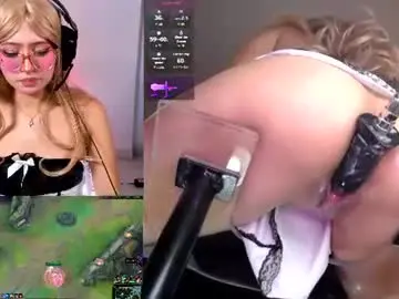 Chaturbate Watch Live Sex Cams of vivicute_