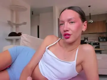 Chaturbate Watch Live Sex Cams of awgustina_sweetheart22