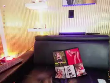 Chaturbate Live Porn of aliceglamour
