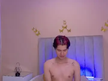 Chaturbate Live Sex Cam of derek_sinn