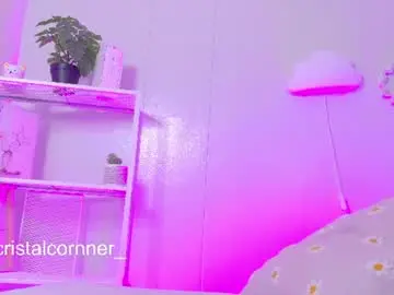 Chaturbate Best live sex cam show of cristalcornner_