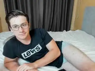 Chaturbate Free Porn Cam of deni_boy99