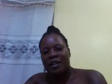 Chaturbate Live Sex Cam of princessmiles2