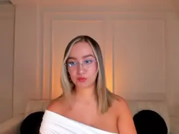 Chaturbate Sex Cam of novasinclairx